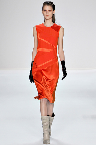 narciso_rodriguez___pasarela_745850388_320x480