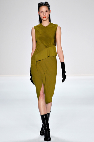 narciso_rodriguez___pasarela_903384719_320x480
