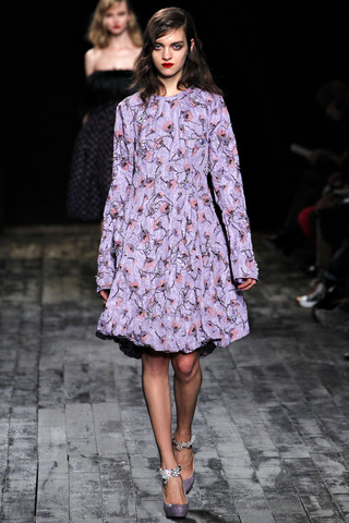 nina_ricci___pasarela__138399215_320x480