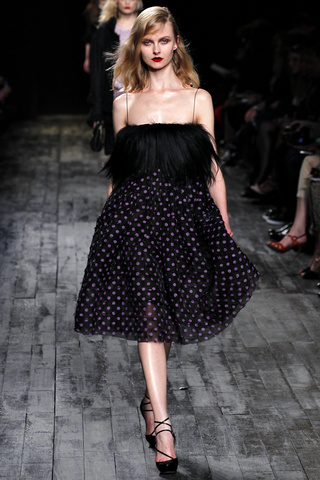 nina_ricci___pasarela__747582004_320x480