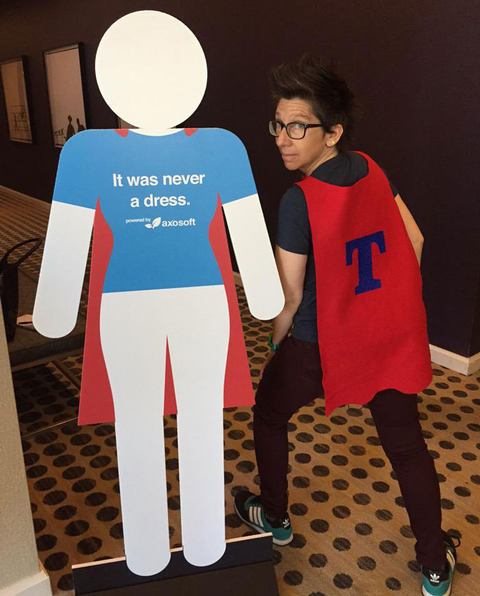 Campaña 'Nunca fue un vestido'