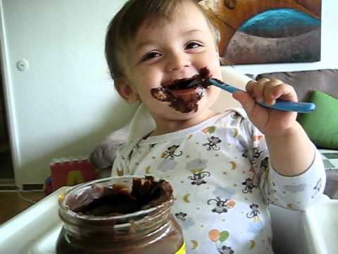 Bebés y Nutella