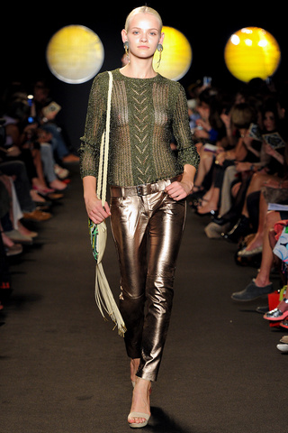 paul___joe___pasarela_624585246_320x480