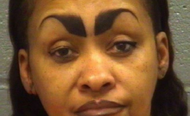 Las peores cejas del mundo