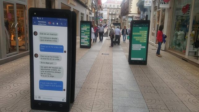 Deconstrucción: performance en Torrelavega contra el machismo