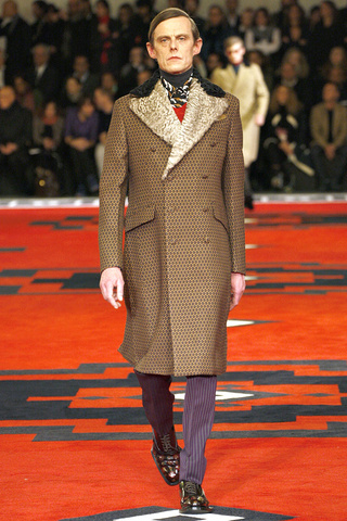 prada_menswear___pasarela_269665404_320x480
