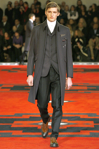prada_menswear___pasarela_525351149_320x480