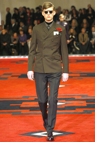 prada_menswear___pasarela_875642054_320x480