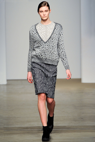 rachel_comey___pasarela_197570012_320x480