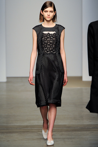 rachel_comey___pasarela_698945370_320x480