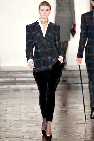 ralph_lauren___pasarela_140785985_320x480