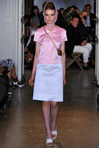 rochas___pasarela_959787484_320x480