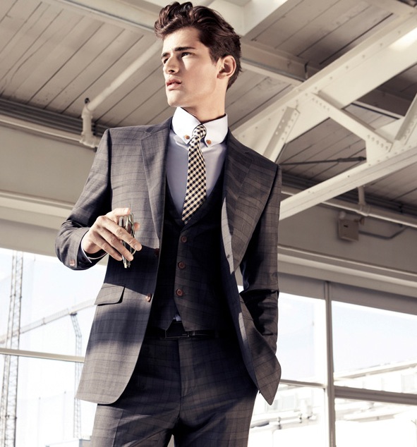 Tíos buenos con traje y corbata 