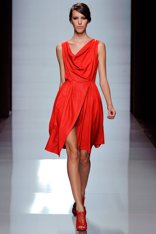 emmanuel_ungaro____pasarela_539121959_320x480