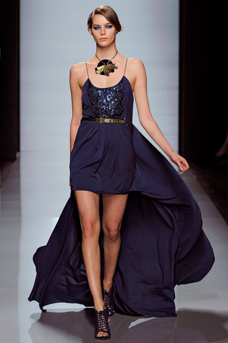 emmanuel_ungaro____pasarela_945048890_320x480