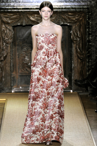 valentino___pasarela_963752143_320x480