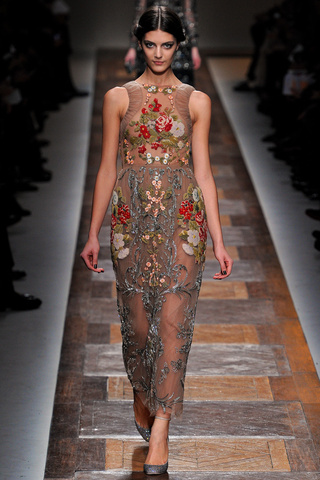 valentino___pasarela_143991668_320x480