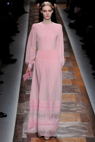 valentino___pasarela_424376096_320x480