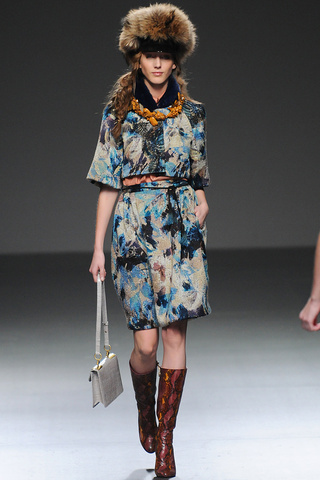 victorio___lucchino___pasarela_1815220_320x480