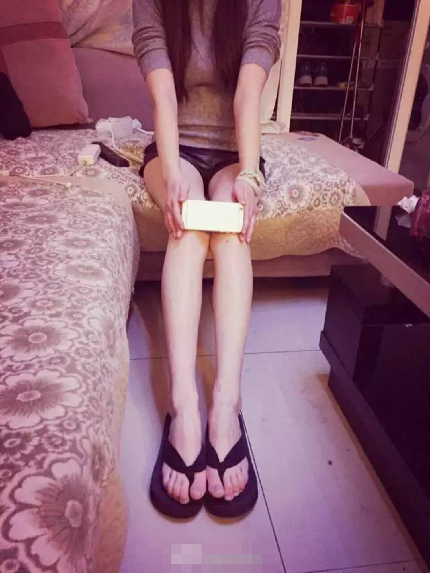 Reto de medirse las rodillas con un iPhone 