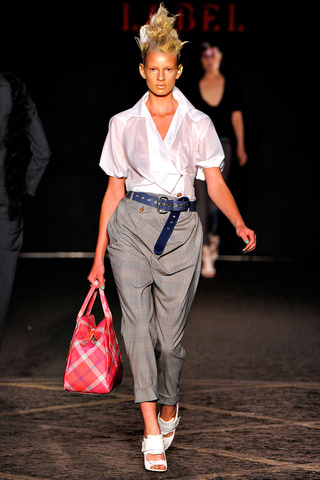 vivienne_westwood_red_label___pasarela_807939057_320x480