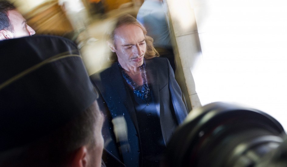 John Galliano alega que no recuerda nada 