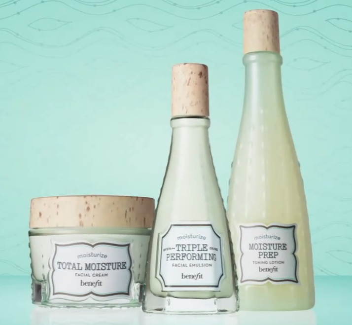 Benefit apuesta con B.Right por la belleza unisex