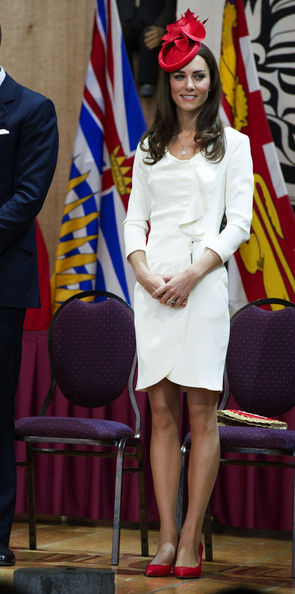 Kate Middleton repite el vestido blanco que llevó el día de su pedida de mano
