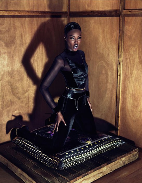 Naomi Campbell imagen para la próxima temporada de Givenchy