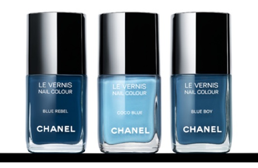 Chanel viste tus uñas de denim