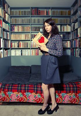 Olympia Le Tan y sus libro-clutch son amor