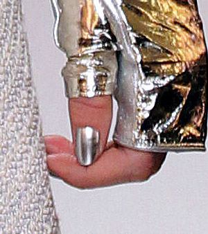 Vosotras habéis elegido: las uñas metalizadas son vuestras favoritas para el otoño