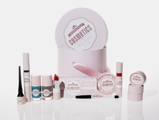 Springfield lanza una línea de maquillaje