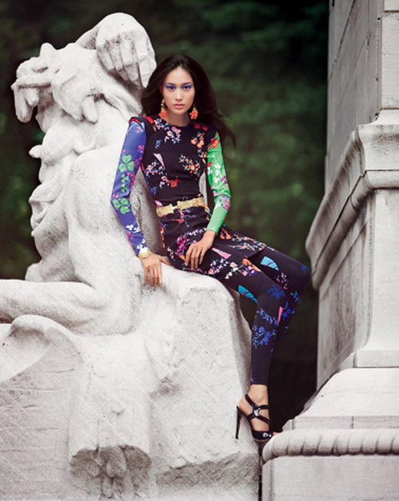 Versace para H&M en Vogue Russia