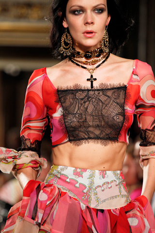 Emilio Pucci la zíngara de Ibiza en Milán