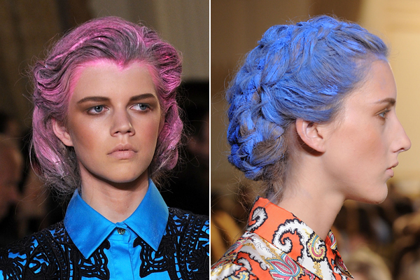 Polvos de colores en el pelo ¿nueva moda?