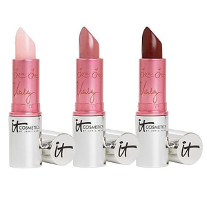 It Cosmetics lanza Vitality Lip Flush una combinación de bálsamo y barra de labios