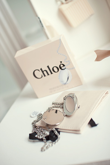 Chloé y su perfume sólido ¡Glamour portátil!