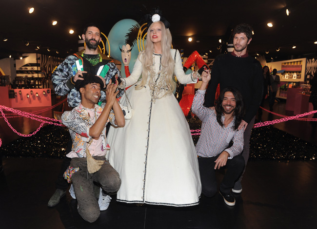 El taller de Lady Gaga ya ha abierto sus puertas en Barneys