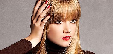 Manicura a juego con el color de labios ¿Sí o no?