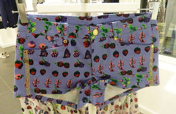 La colección primavera/verano de Versace para H&M sólo se venderá online