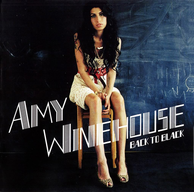 Se subasta el vestido que Amy Winehouse llevó en la portada de Back To Black