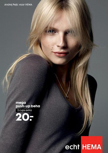 Andrej Pejic anuncia sujetadores push-ups