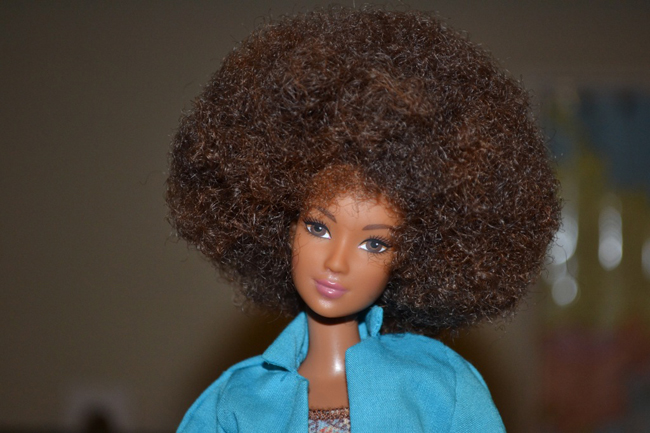 Te presentamos a la Barbie Afro