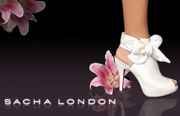 Sacha London novias: luce cómoda y sofisticada