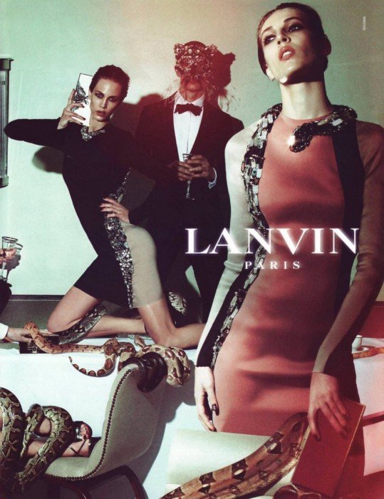 Lanvin campaña primavera 2012, las serpientes siguen de moda 