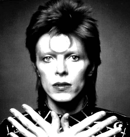 Bowie alcanza los 65 años y su estilo aún continúa inspirando 