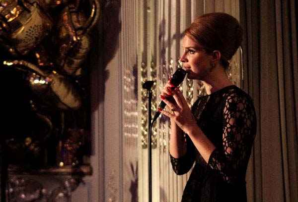 Mulberry y su devoción por Lana del Rey: ella cantó en la cena post-desfile