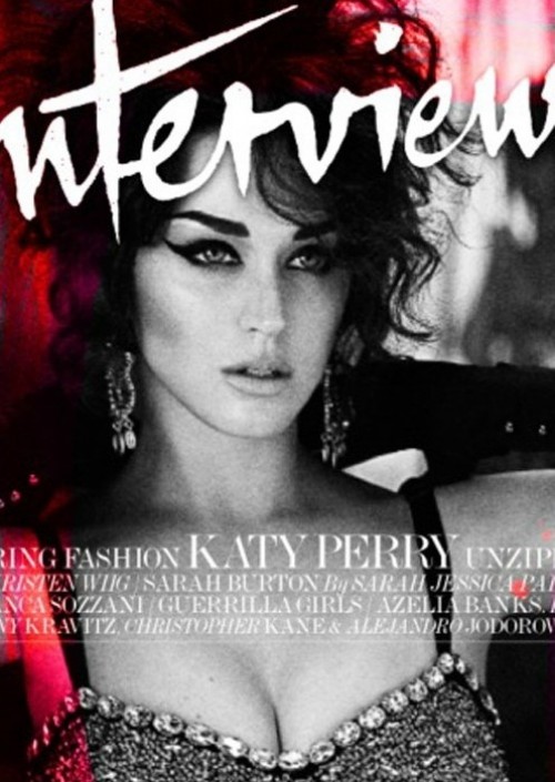 Una irreconocible Katy Perry en la portada de Interview