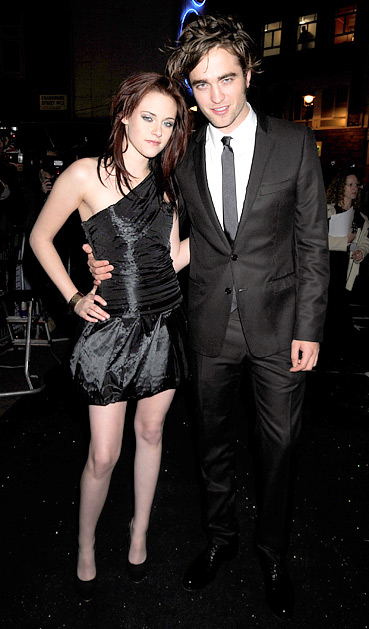 ¿En serio son Kristen Stewart y Robert Pattinson la pareja mejor vestida del 2012?